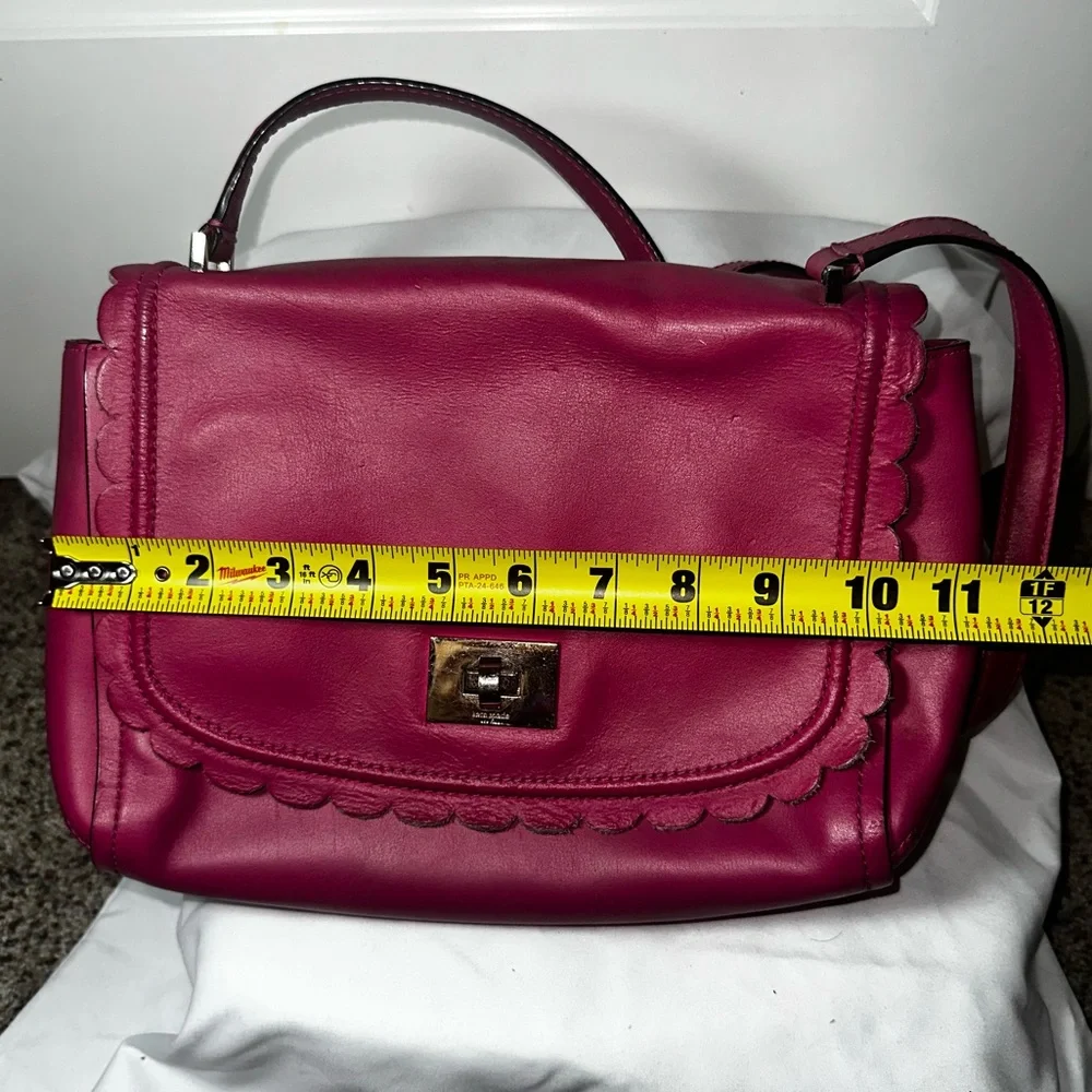 Kate Spade Maple Court Jazmin Scalloped Leather Crossbody Bag in Pink - Picture 13 of 15